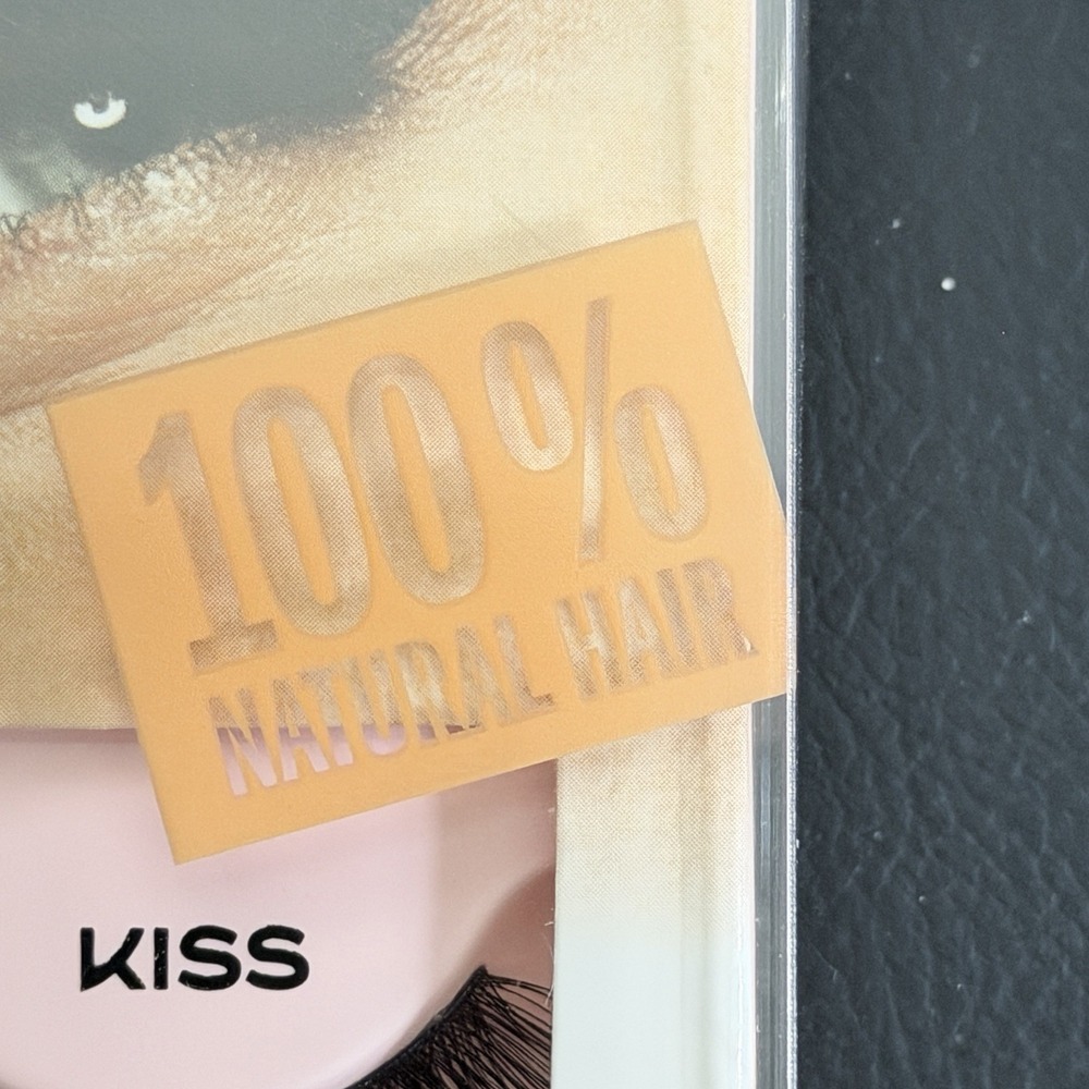 KISS True Volume Spicy Strip Eyelashes Long Black Natural Full Volume KTVL04 - Picture 3 of 5